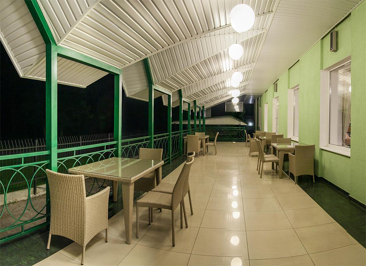 Arena Hotell Poltava Exteriör bild